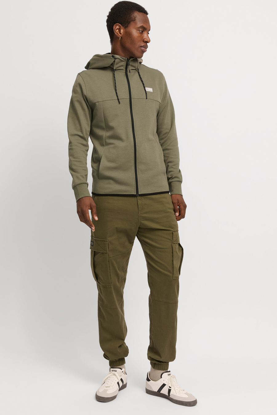 Sweatjacke JACK & JONES 12204926-Smokey-Olive