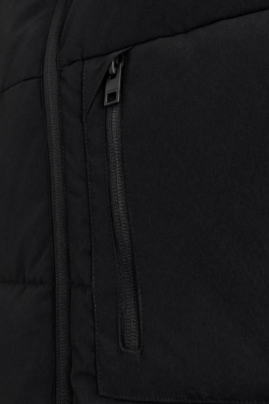 Winterjacke JACK & JONES 12258416-Black