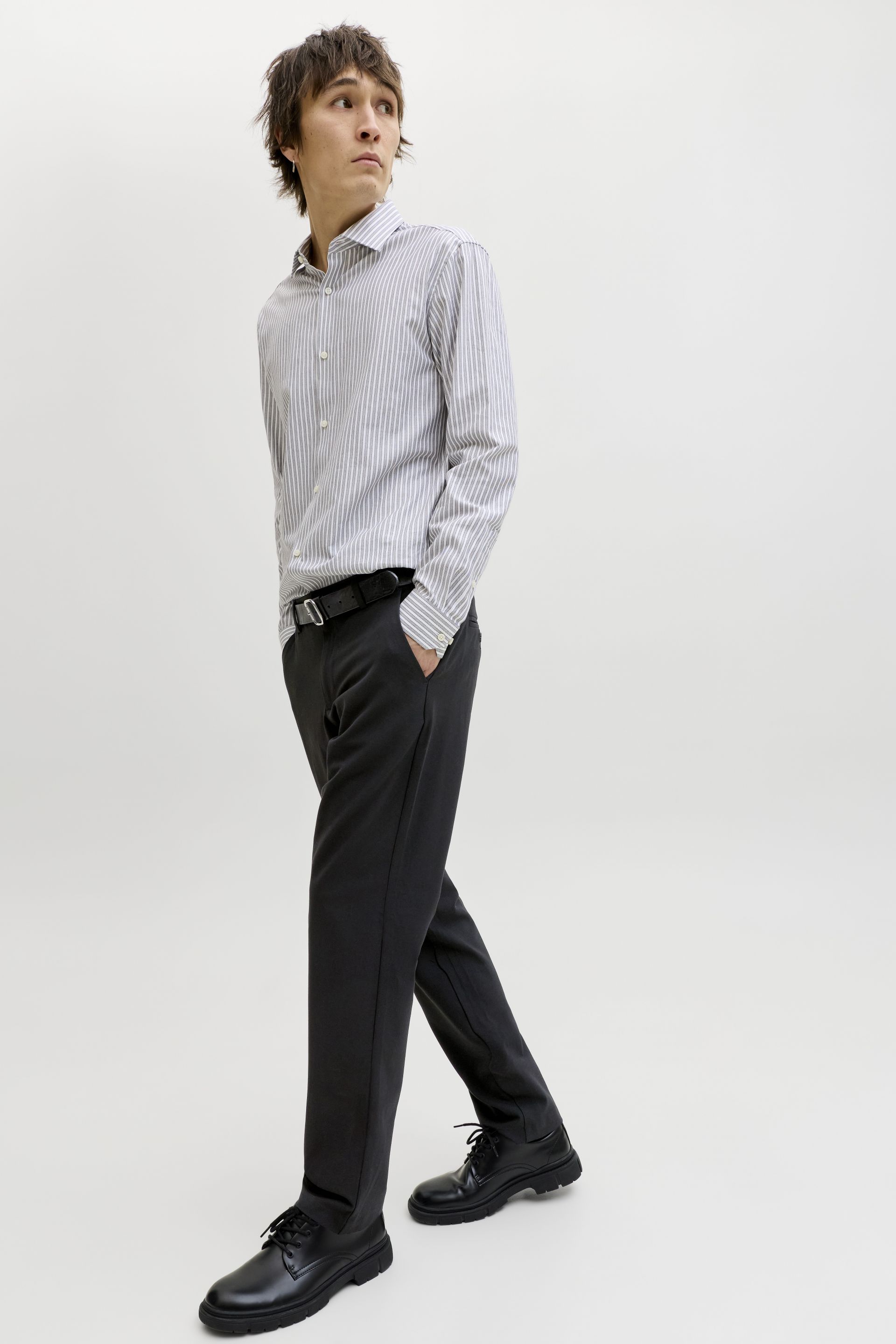 Klassikalised püksid JACK & JONES 12292100-Black