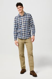 Casual trousers WRANGLER 112371388