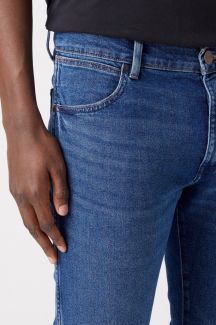 Jeans WRANGLER W18S8423M