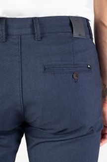 Klassiset housut CROSS JEANS E120-046