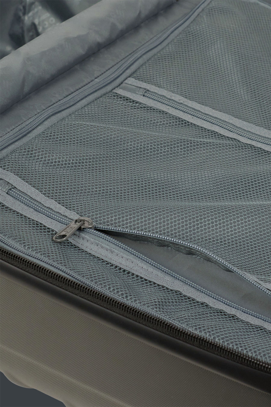 Kelioniniai lagaminai CAT 84850-366