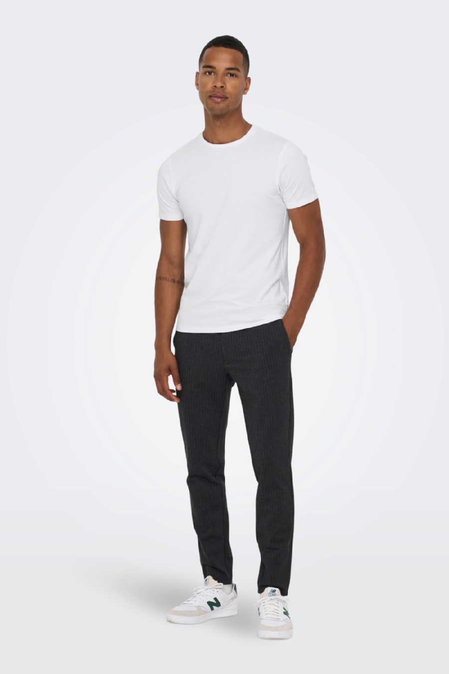 Marškinėliai ONLY & SONS 22021181-White