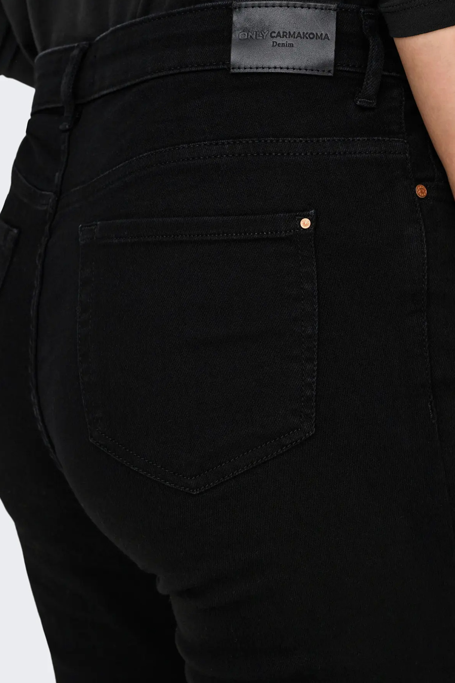 Džinsu bikses ONLY CARMAKOMA 15321079-Washed-Black