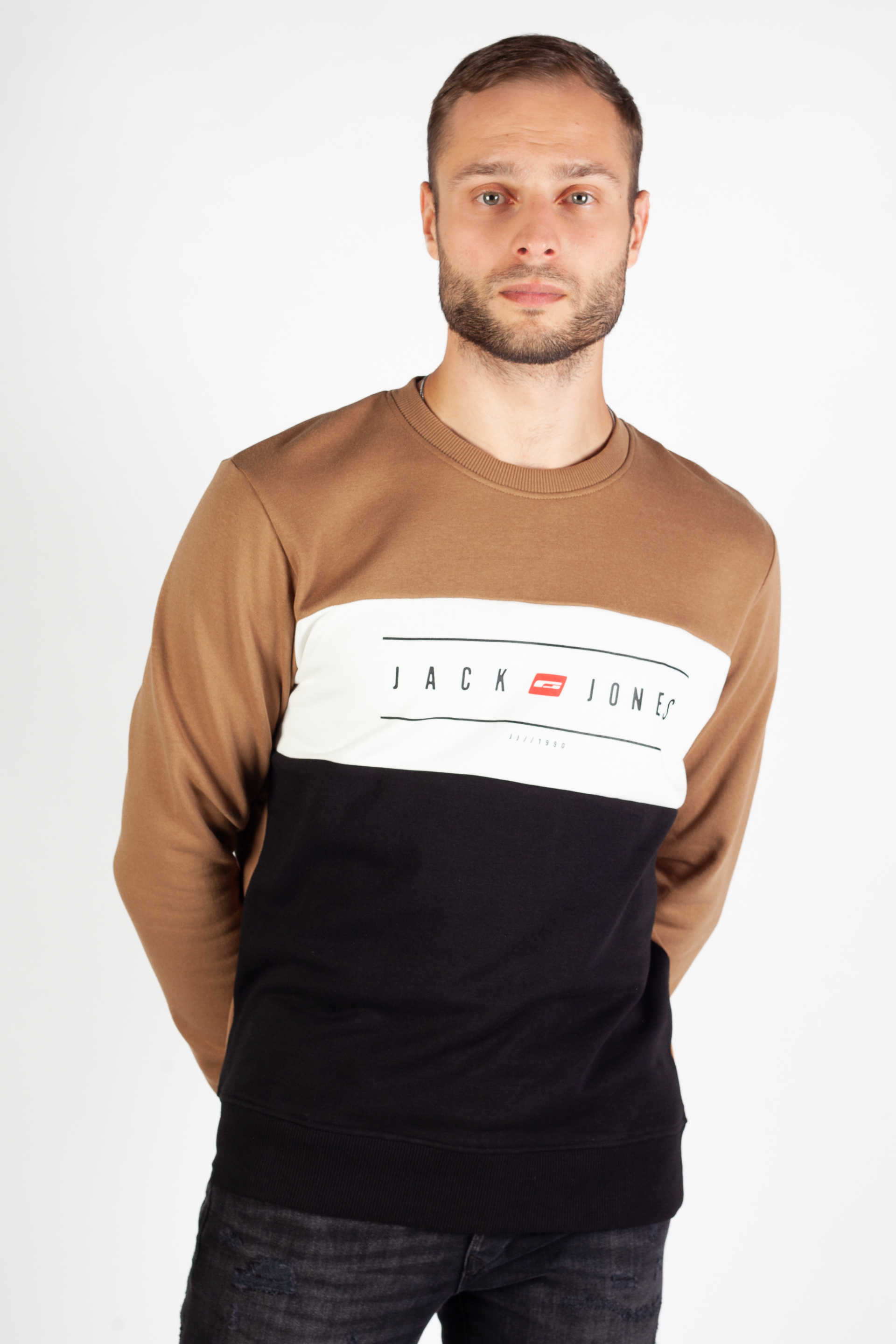 Sporta džemperis JACK & JONES 12236174-Otter