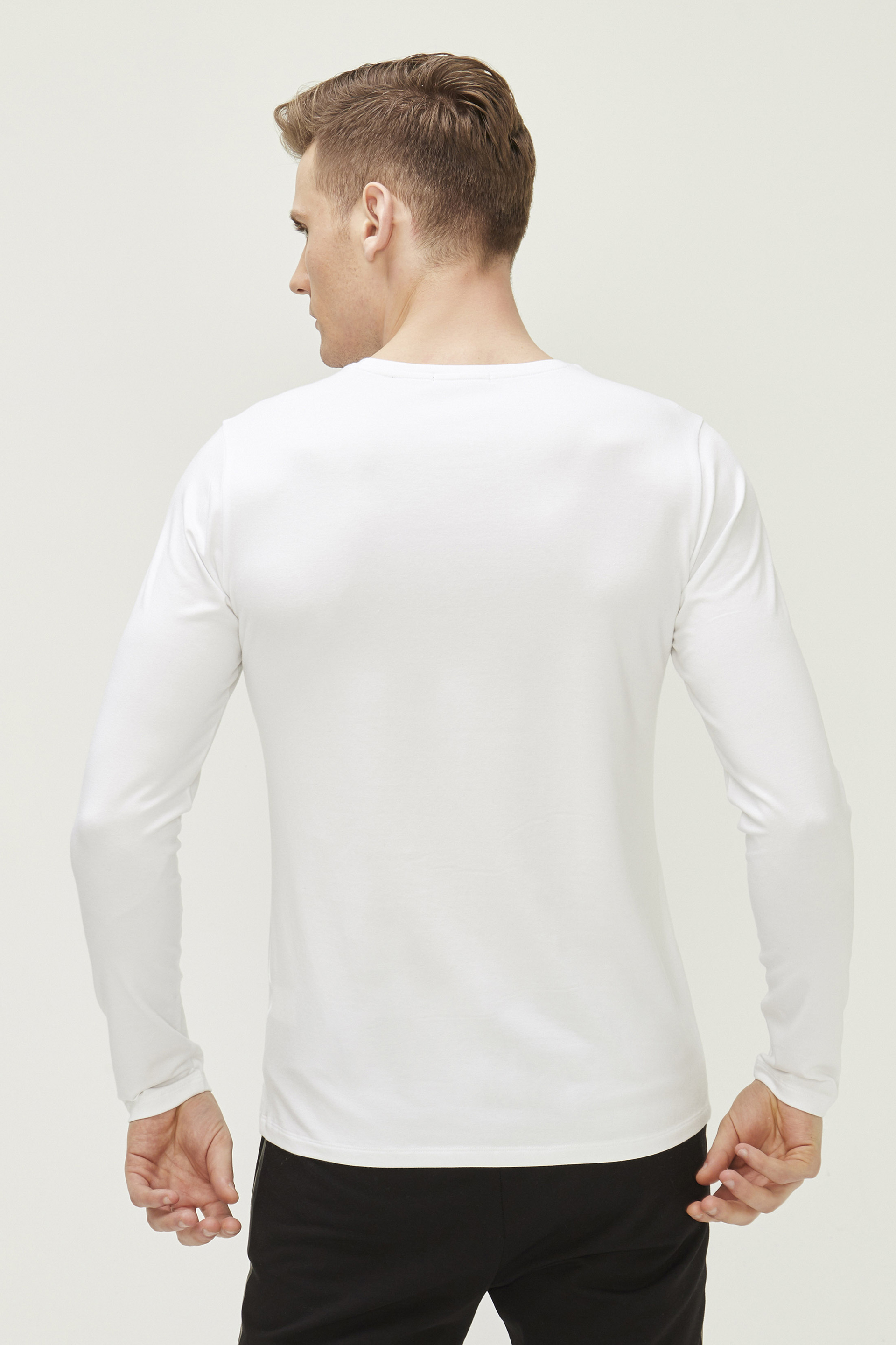 T-krekls ar garām rokām XINT 501561-BEYAZ