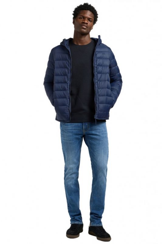 Jaka LEE 112371659