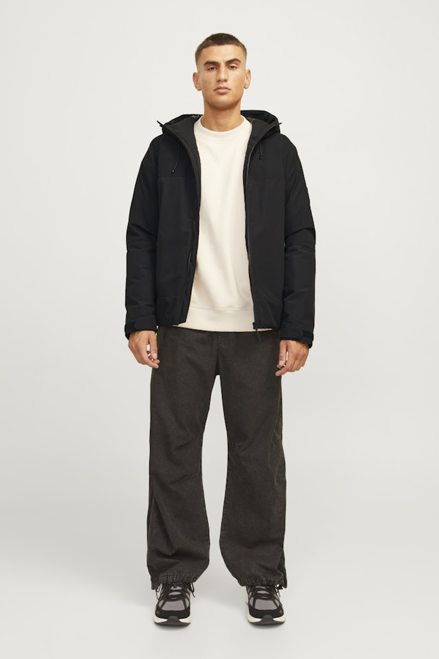 Курткa JACK & JONES 12260486-Black