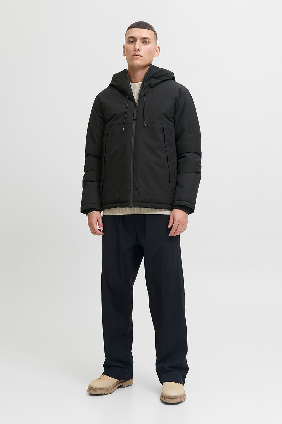 Зимняя куртка JACK & JONES 12285586-Black