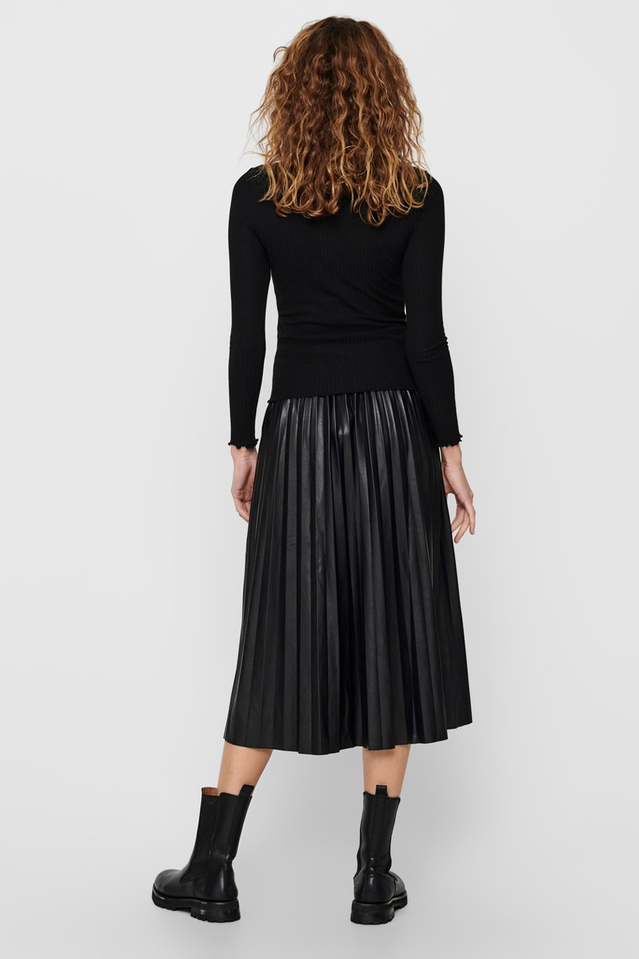 Футболкa с длинным рукавом ONLY 15180040-Black