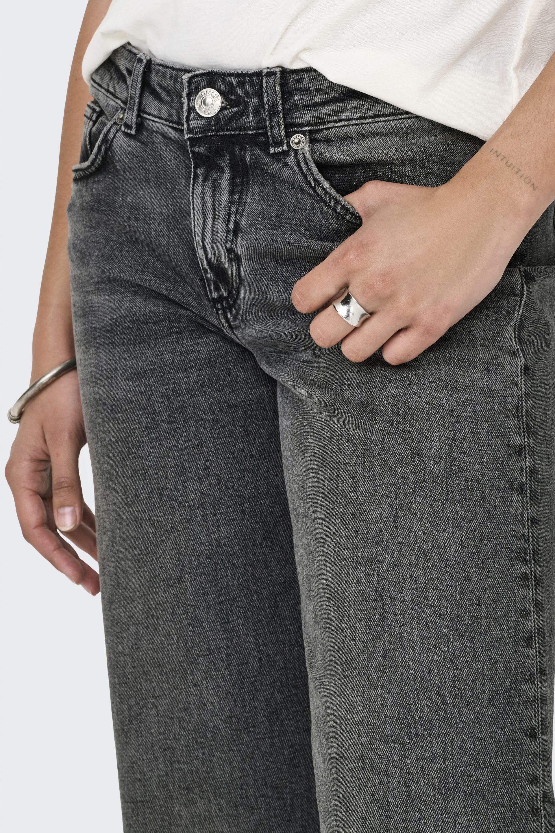 Джинсы ONLY 15338012-Dark-Grey