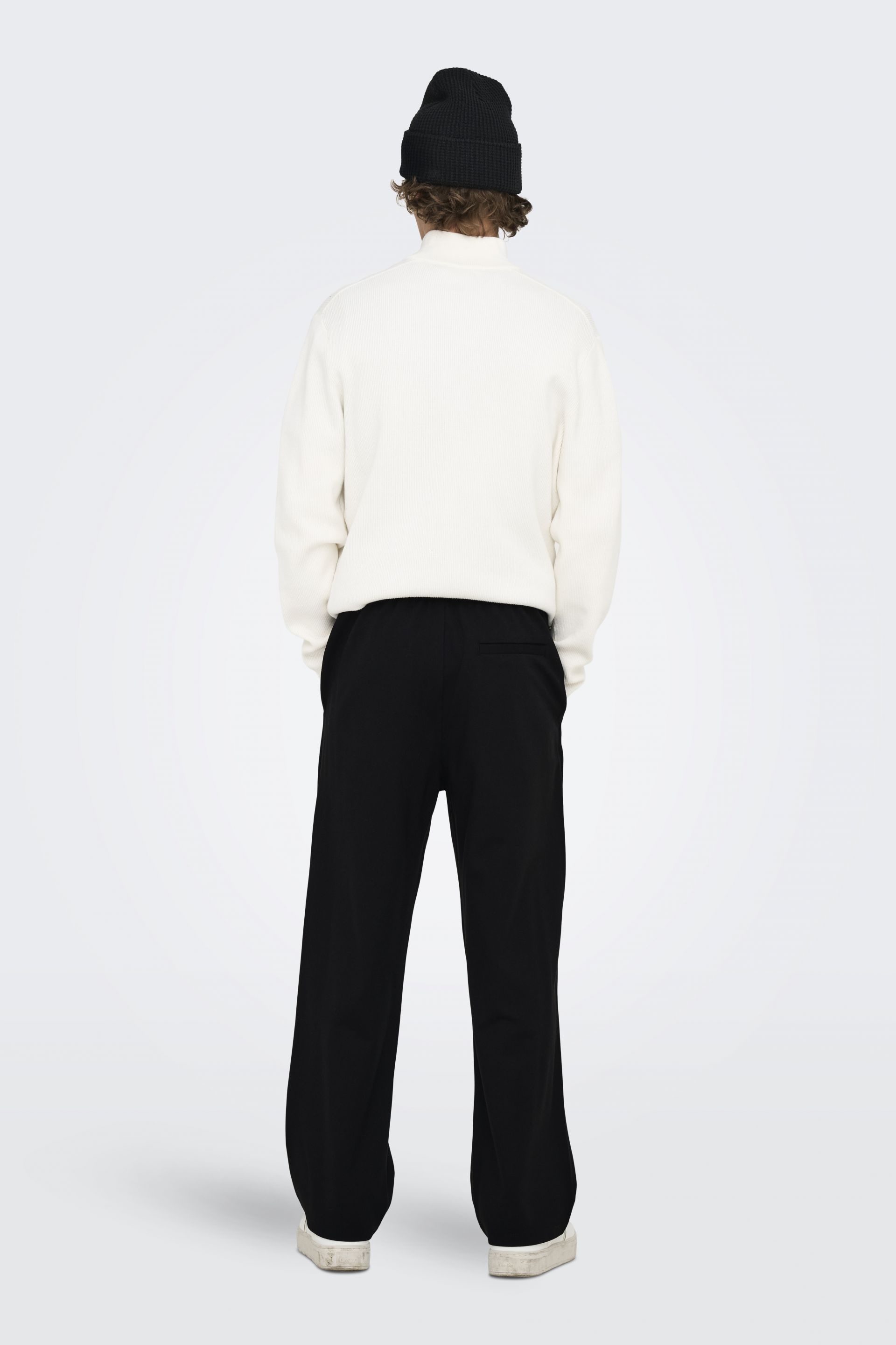 Спортивные штаны ONLY & SONS 22034234-Black