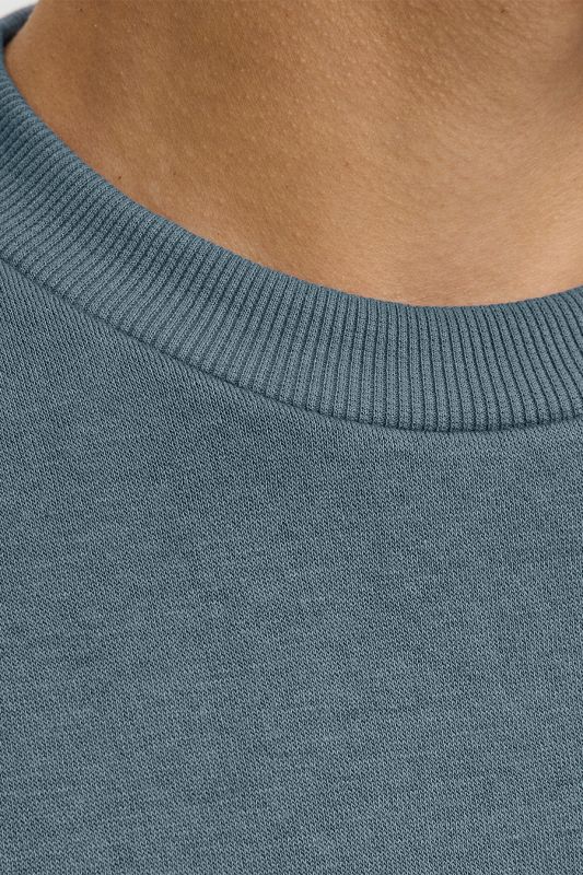 Спортивный свитер JACK & JONES 12249341-Stormy-Weathe